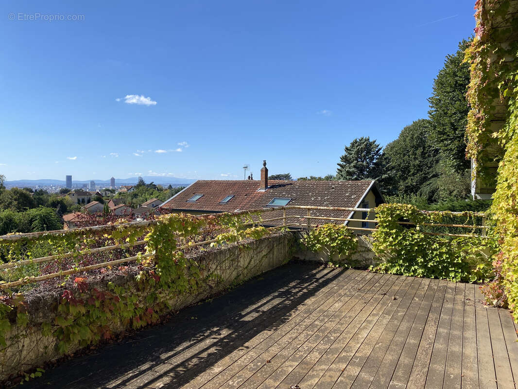 Maison à CALUIRE-ET-CUIRE