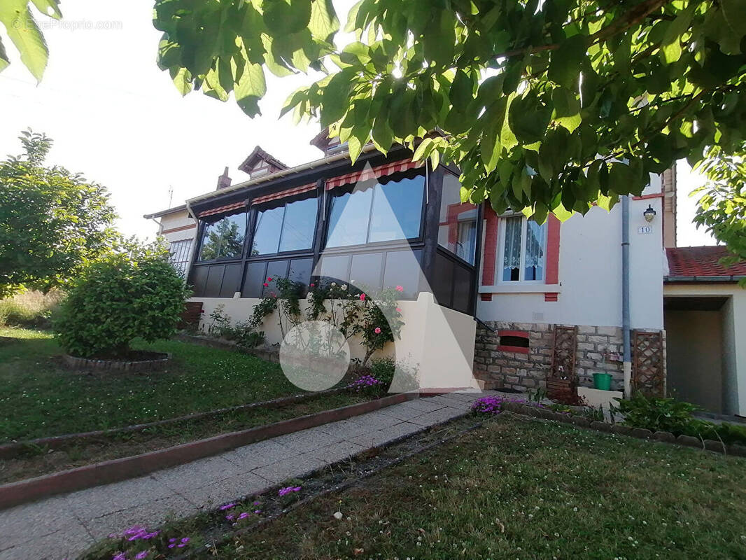 Maison à MONTCEAU-LES-MINES