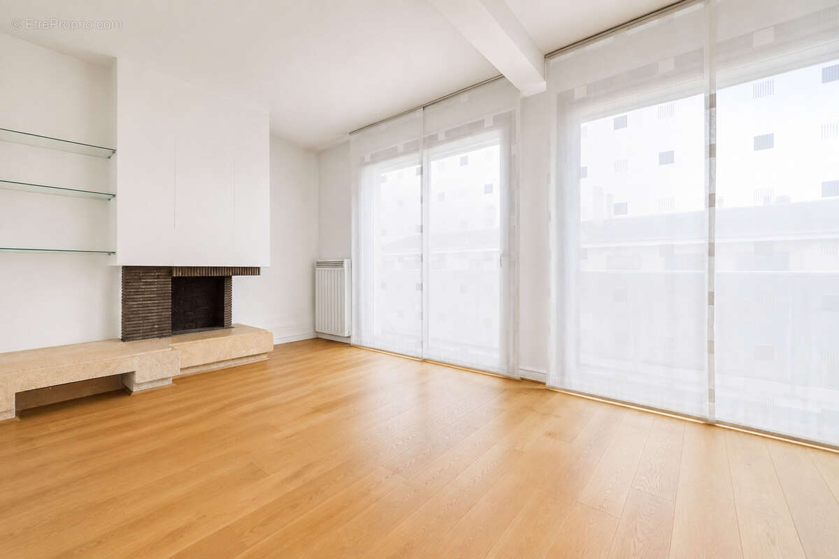 Appart 157 m2, T7, climatisé, balcon, garages, proche centre ville - photo 8