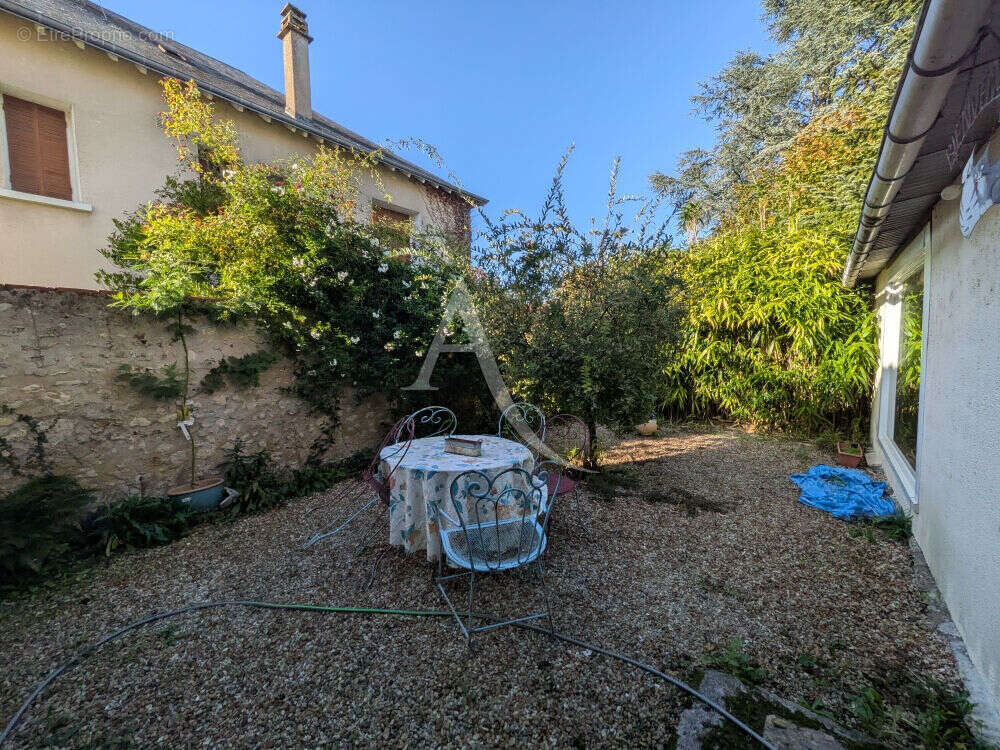 Maison à ONZAIN