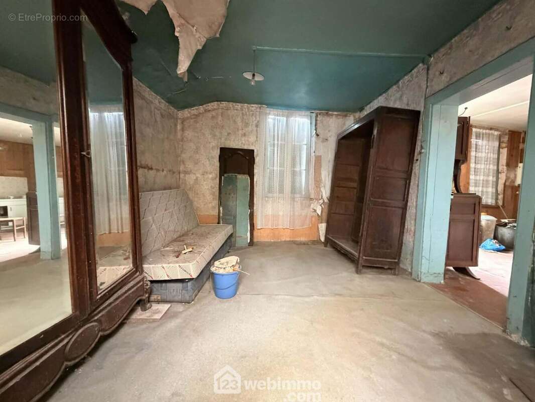 A personnaliser selon vos goûts - Maison à NOUVION-ET-CATILLON