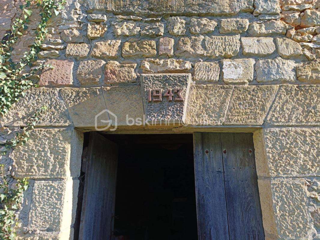 Maison à SAINT-JULIEN-DE-LAMPON