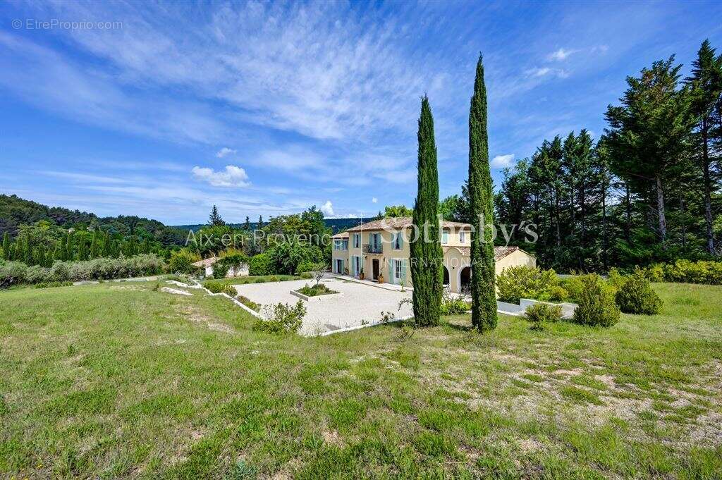 Maison à AIX-EN-PROVENCE