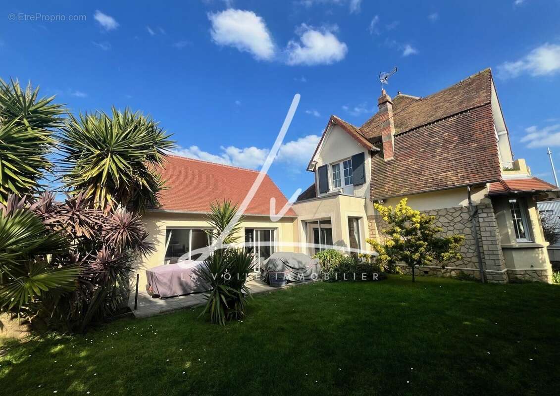 Maison à OUISTREHAM