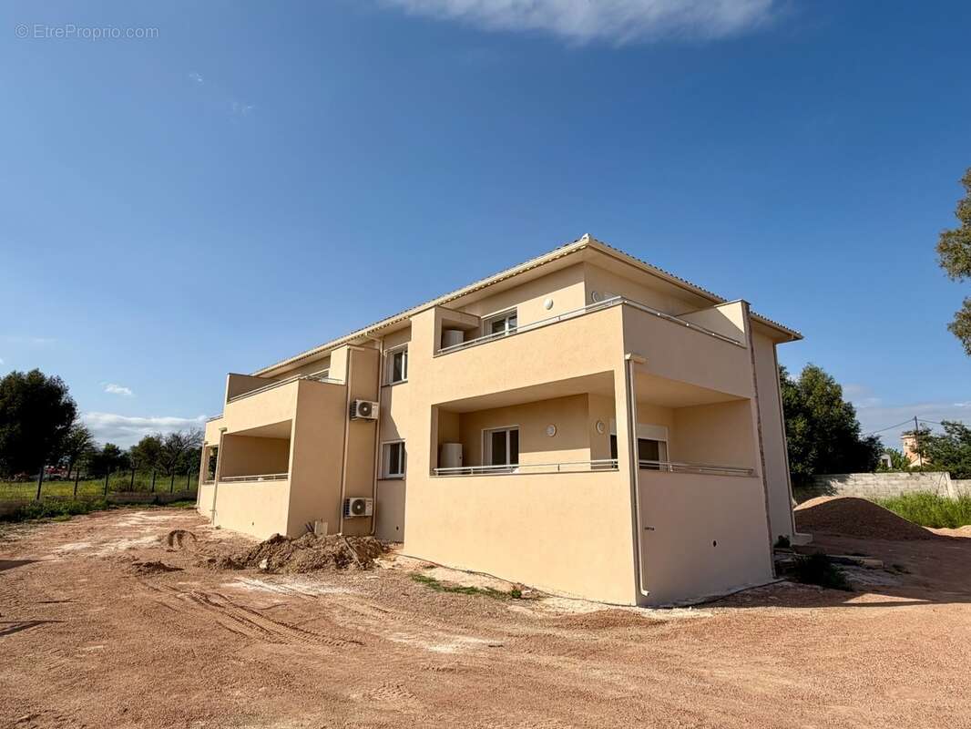 PRUNELLI DI FIUMORBO (20) Appartement à vendre 2 pièces de 47,15m2 avec terrasse de 13,30 m2 - photo 7