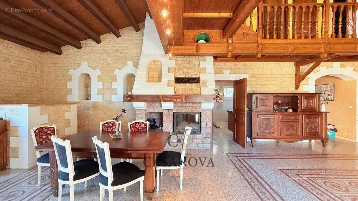 Maison à VILLENEUVE-LES-BEZIERS