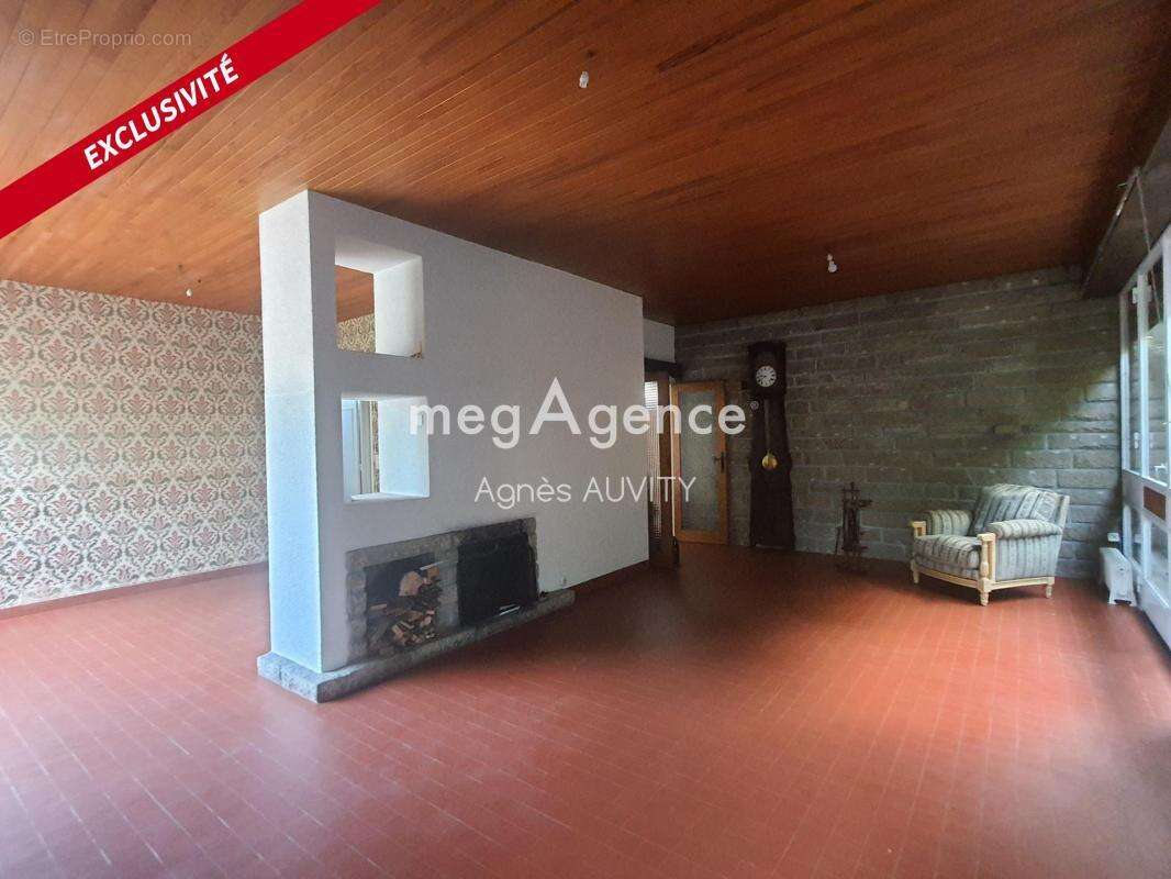 Maison à NERIS-LES-BAINS