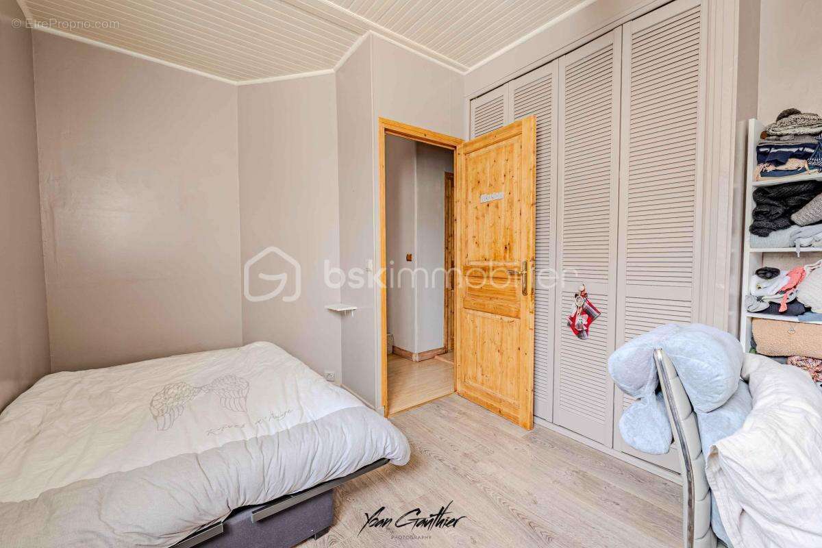 Maison à SAINT-GERMAIN-LES-ARPAJON