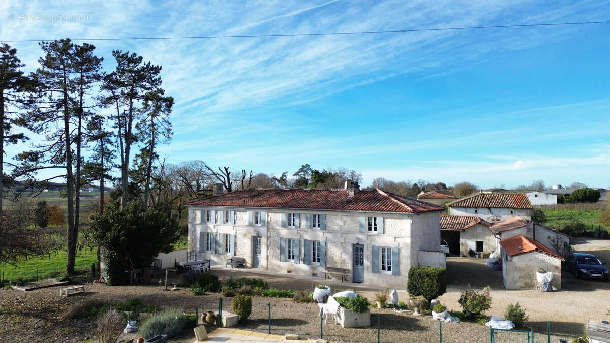 Maison à SAINT-EUGENE