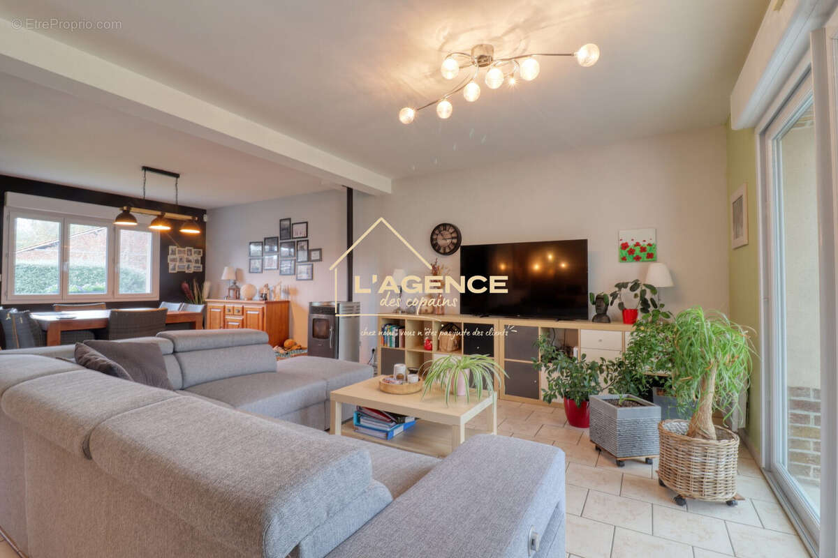 Maison à HAZEBROUCK