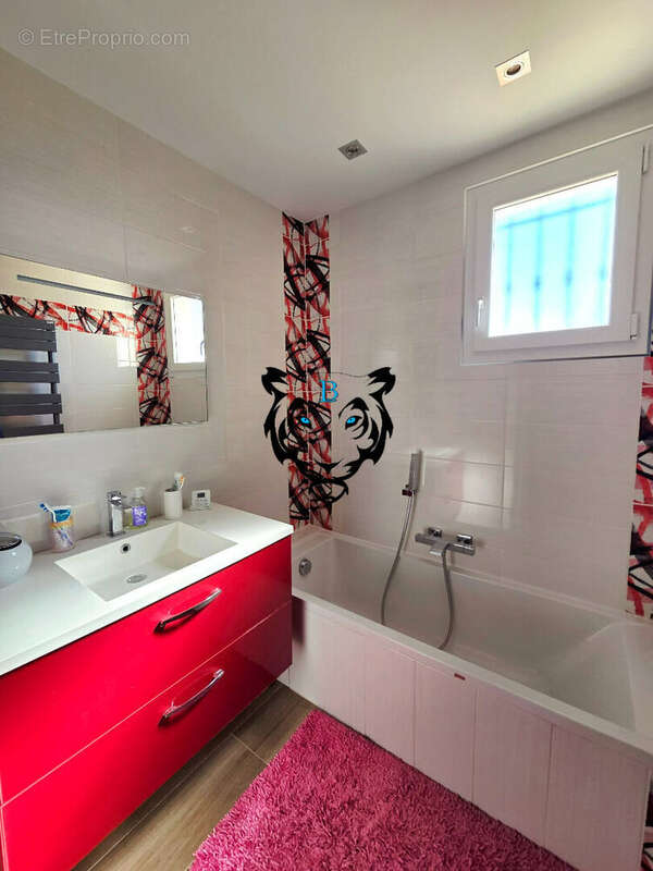 Maison à LA LONDE-LES-MAURES