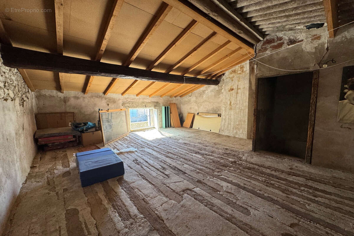 Maison à ROUBIA