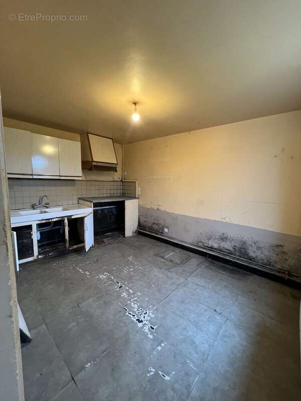 Maison à MEZIDON-CANON