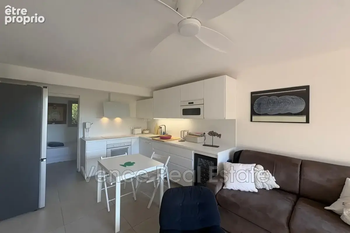 Appartement 3 pièces 45 m² à vendre à Nice (06000) - photo 2