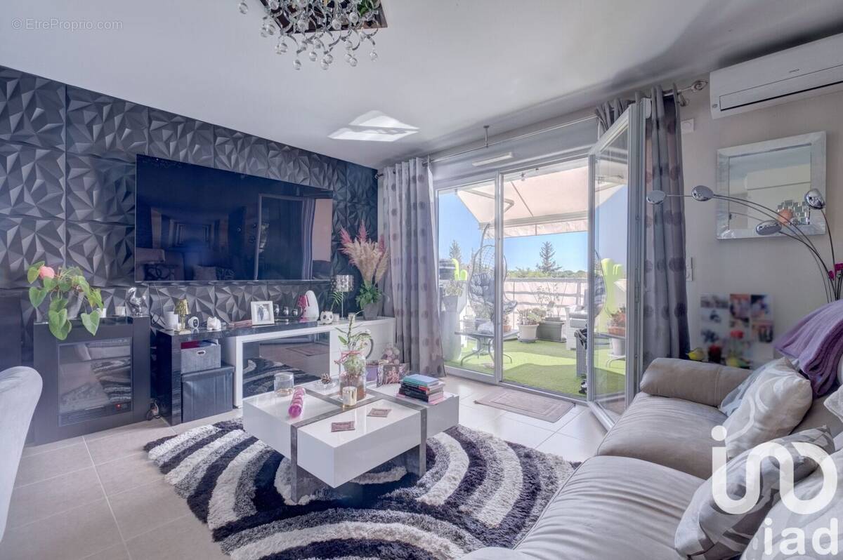 Photo 1 - Appartement à MANDELIEU-LA-NAPOULE