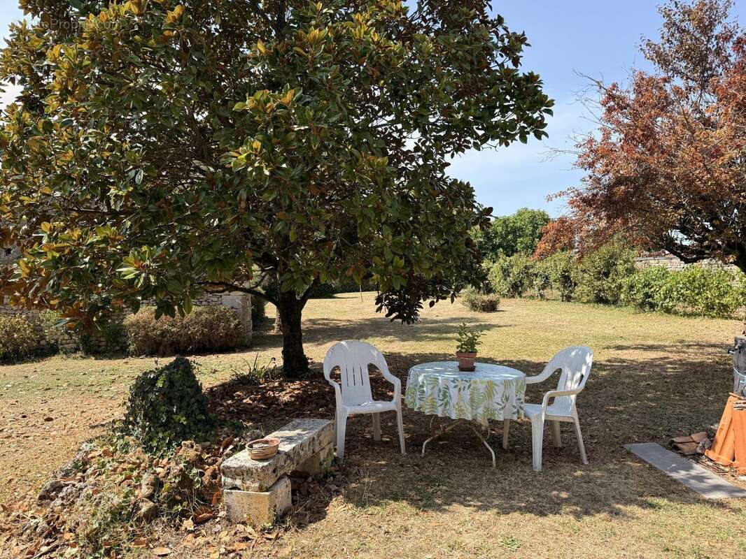 Maison 128 m² à Pons  - photo 8