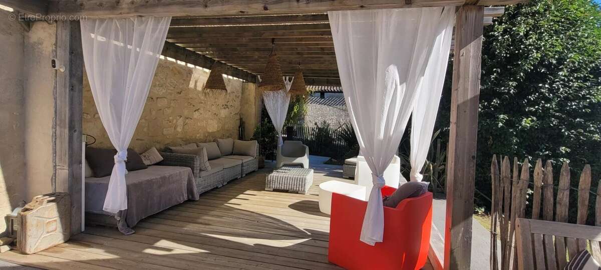 Maison à TAURIAC
