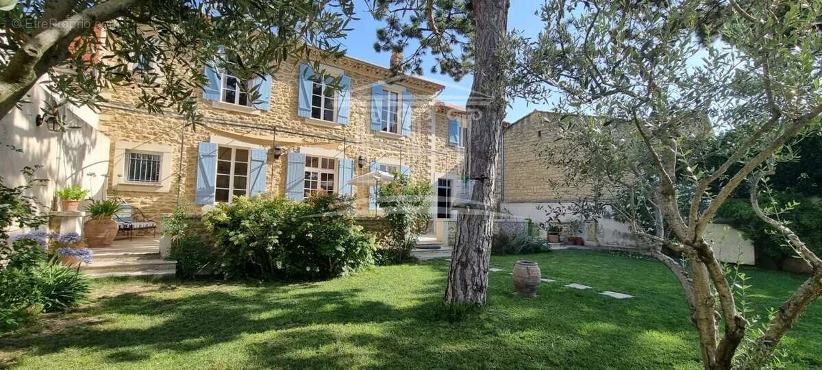 Maison 185 m² à Sorgues  - photo 2