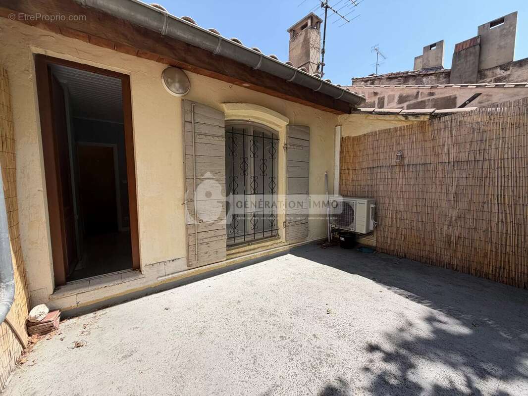 Maison de 67 m² avec terrasse sur ARLES - photo 9