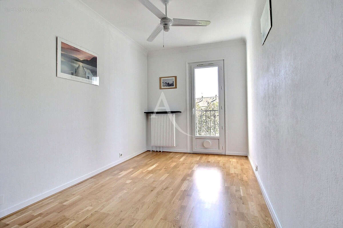 Maison Elancourt 5 pièces 107 m² sur une parcelle de 139 m² - photo 5