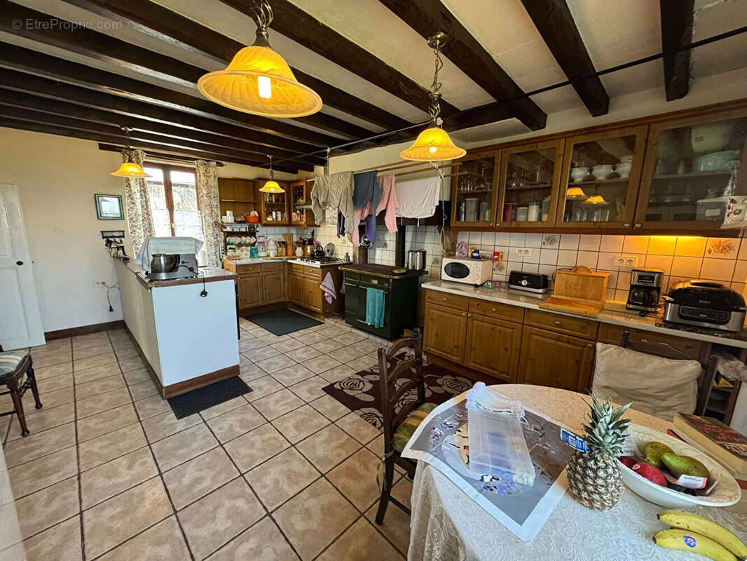 Maison à SAINT-LEGER-MAGNAZEIX