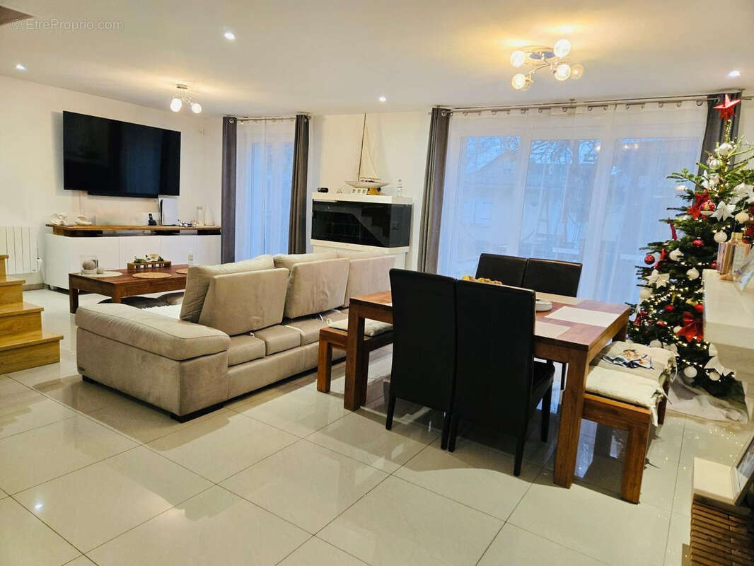 Maison à MITRY-MORY