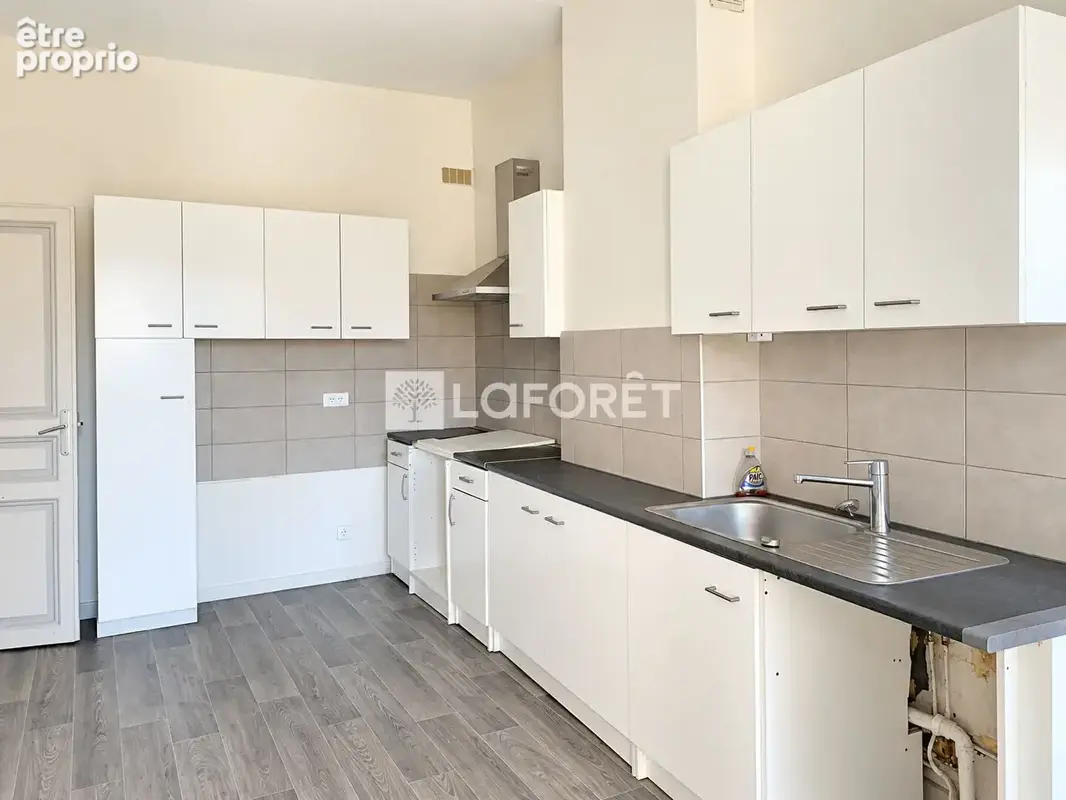 Roanne centre ? appartement de charme 118 m² - photo 2
