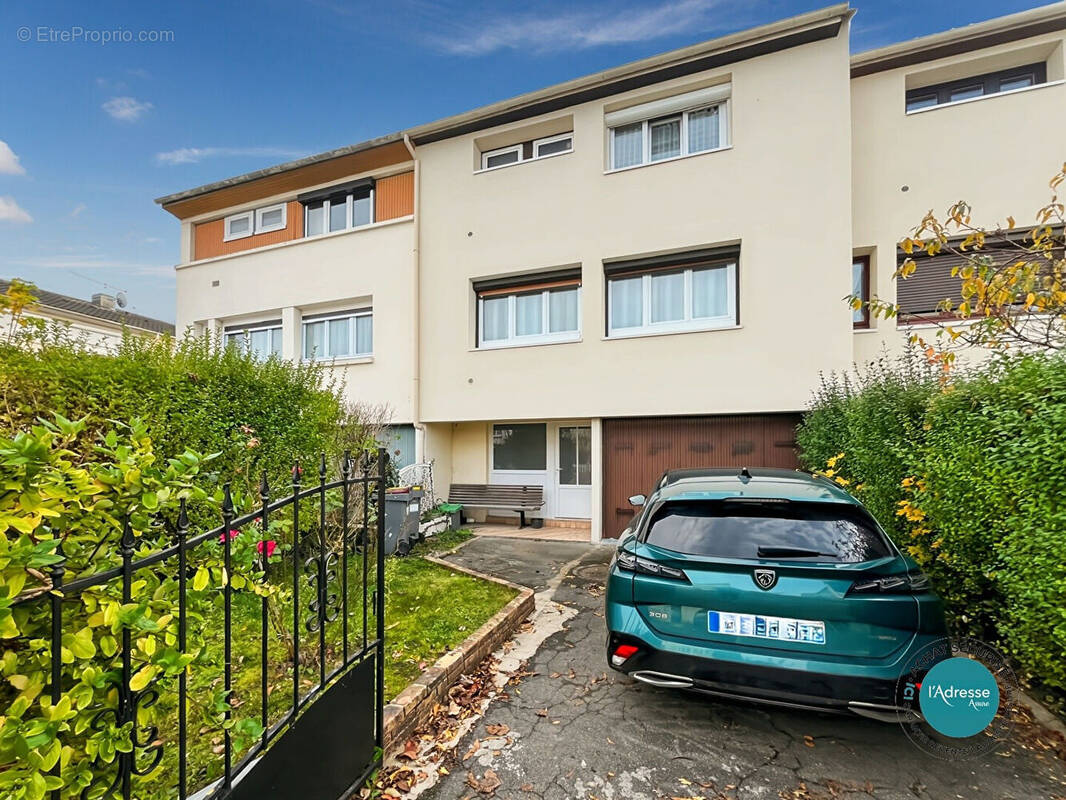 Maison à CHAMPCUEIL