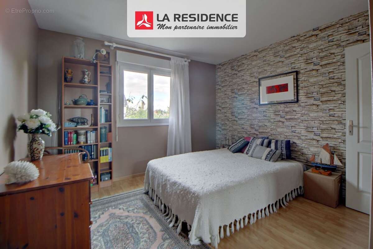 Maison à VERNEUIL-SUR-SEINE