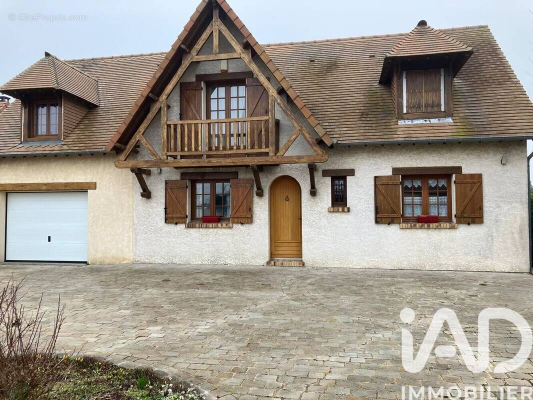 Photo 1 - Maison à REUILLY