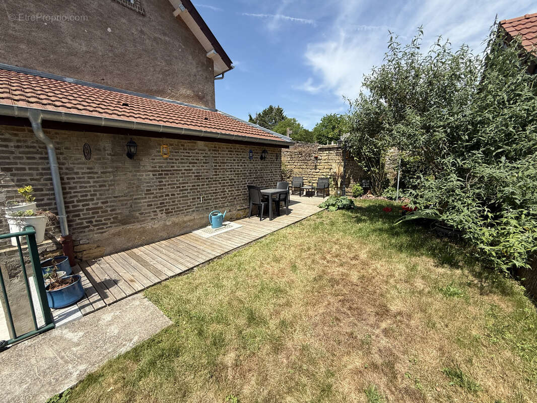 Maison de village - photo 13