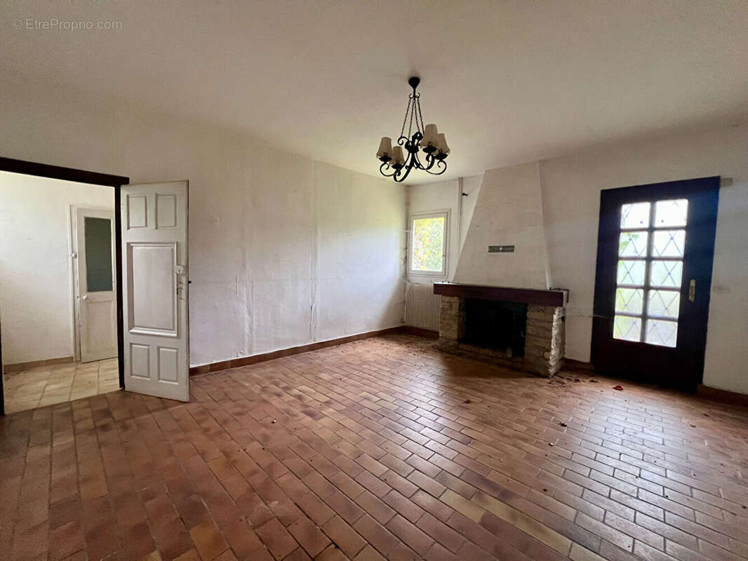 Maison à RULLY