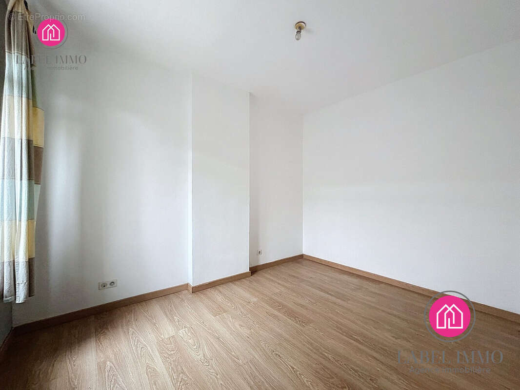 Maison à VIEUX-CONDE