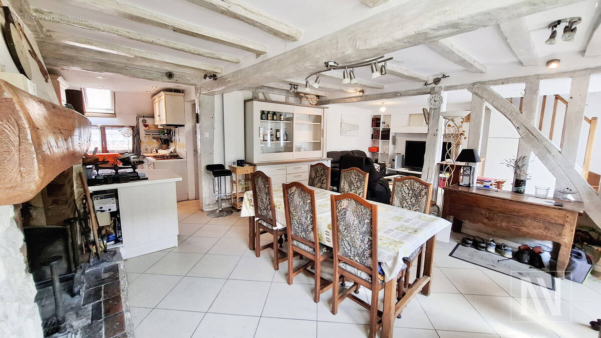 Maison à LUSIGNY-SUR-BARSE