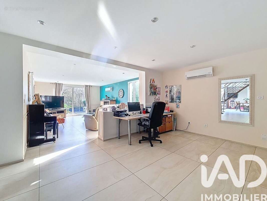 Photo 6 - Maison à CORMEILLES-EN-PARISIS