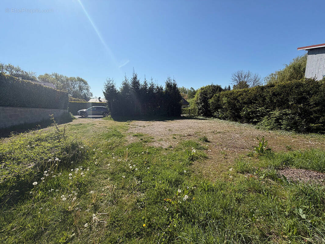 Terrain à GEX