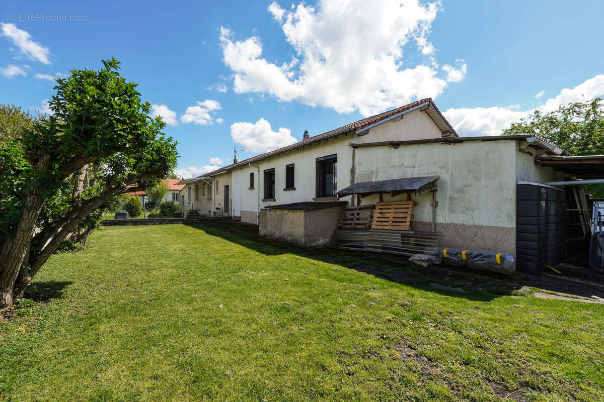 Maison à CLERMONT-FERRAND