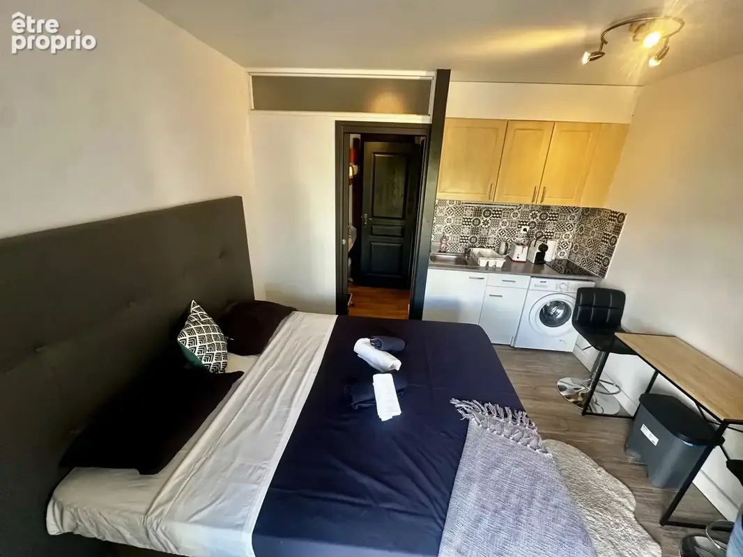 studio 24 m2, avec balcon entièrement rénové , piscine la mer a 50m. - photo 4