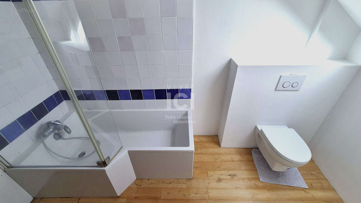 Maison à SAINT-ETIENNE-DE-MONTLUC