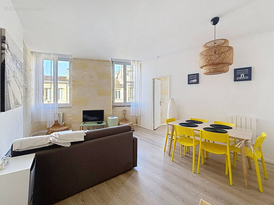Appartement à BORDEAUX
