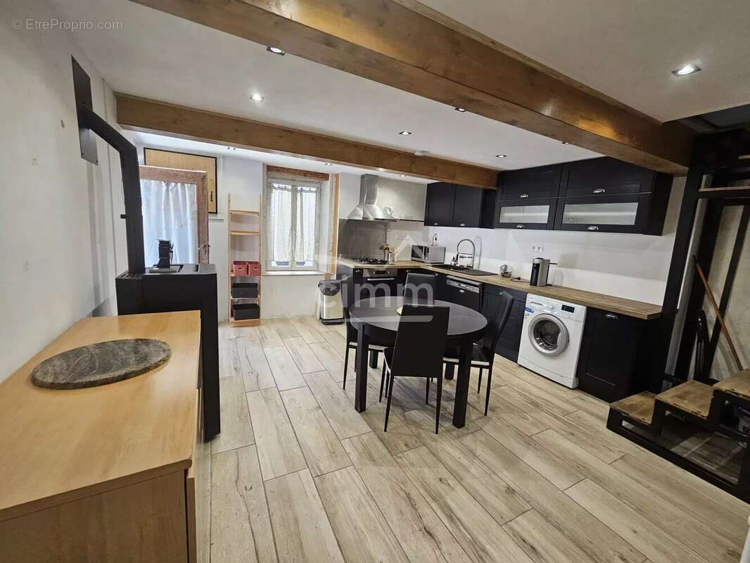 Maison de village avec cave - photo 3