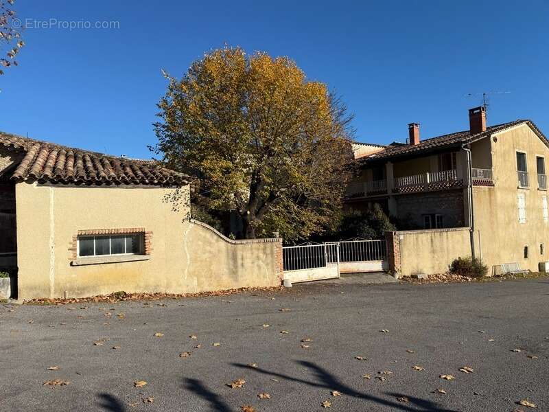 Maison à BOISSET-ET-GAUJAC