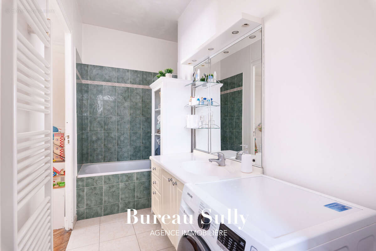 Appartement à LYON-1E