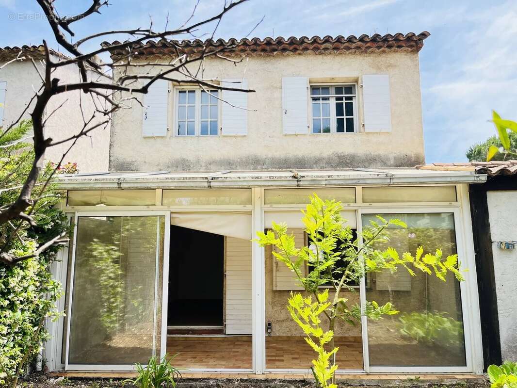 Maison à MOUGINS