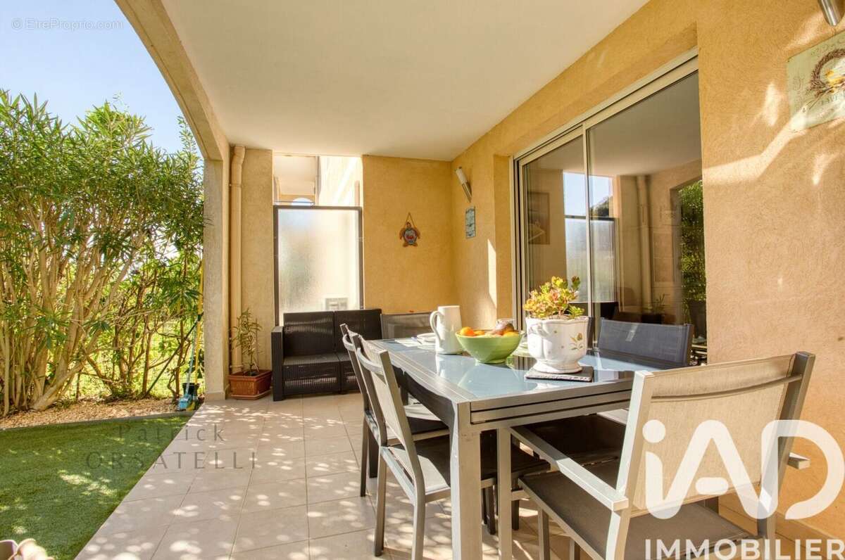 Photo 7 - Appartement à ROQUEBRUNE-SUR-ARGENS
