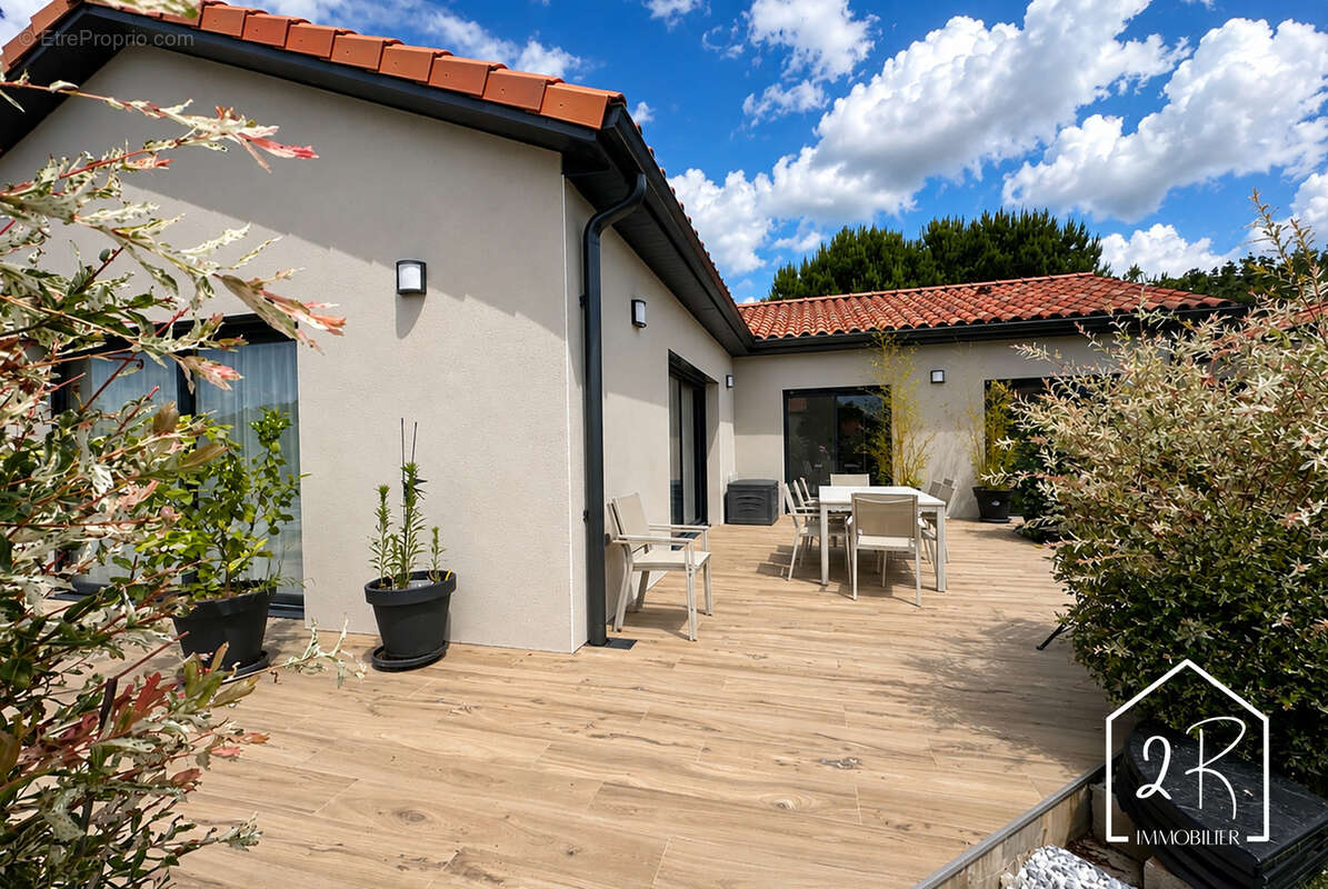 Maison individuelle de plain-pied 122 m2 habitables - Garage 35 m2- Terrain 814 m2 - photo 16