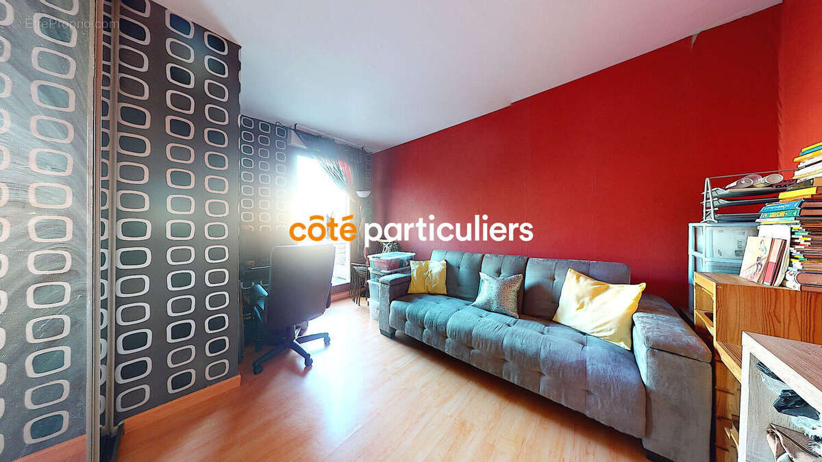 Appartement à MONTIGNY-LE-BRETONNEUX