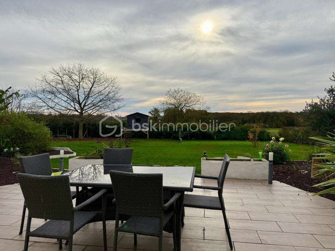 Maison à SAINT-PATERNE-RACAN