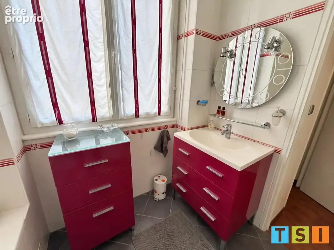 Appartement T4 de 112 m² avec ascenseur, à proximité du centre-ville - photo 8