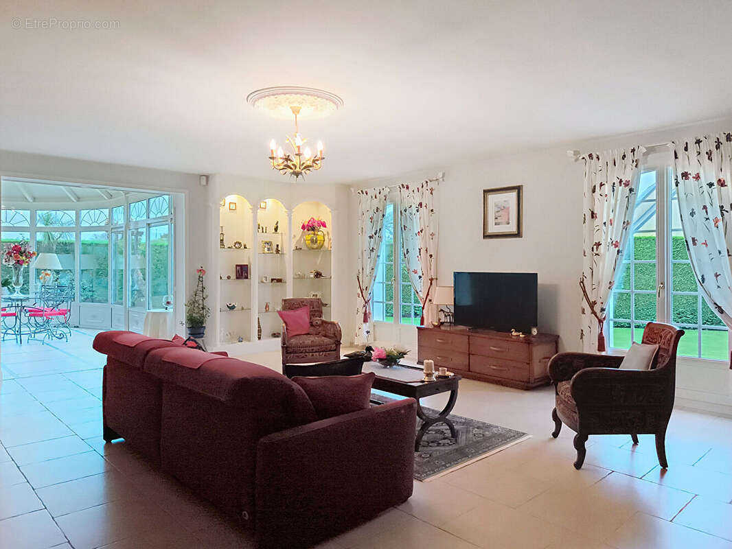 Maison à TOURLAVILLE